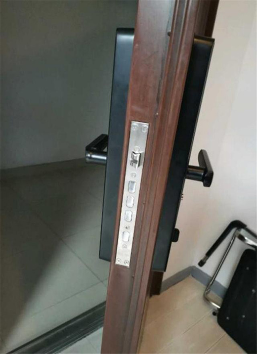 ���������Ҹ�����ֻ���@��һ��ÂH����ָ�y�T�i