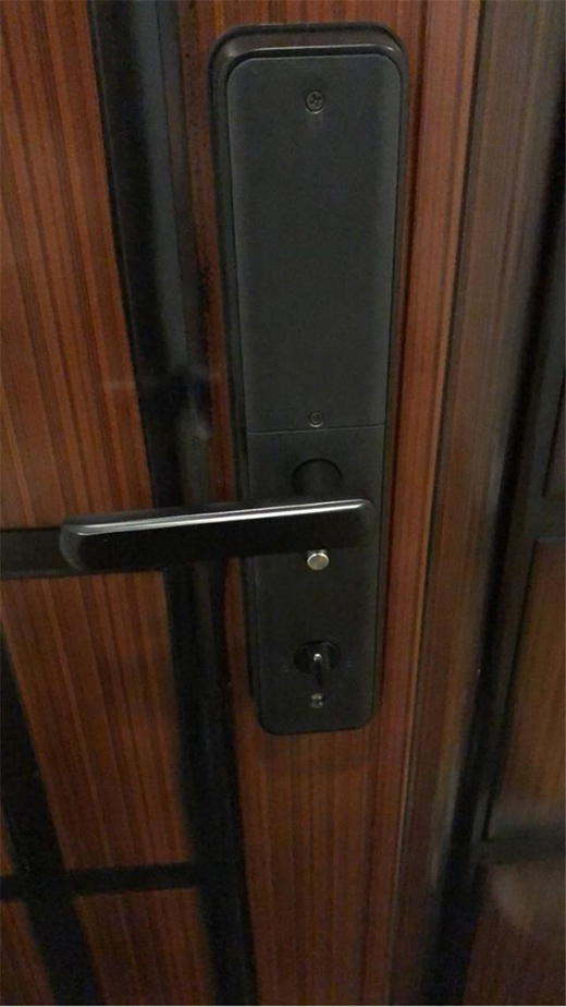 ���������Ҹ�����ֻ���@��һ��ÂH����ָ�y�T�i