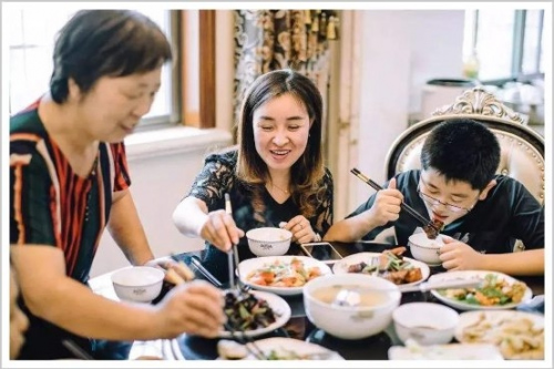 �������ضȡ��ж�����̫ȼ�������ϲ�۵�ԭ��