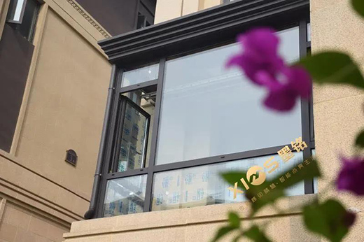 �����(l��i)�����o��һ��(g��)��(y��ng)�ⷿ������