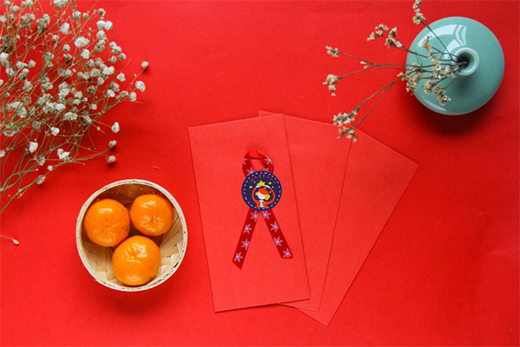 �̼��V�������֣�һ�����Ҿӡ��Ú�ɫ��