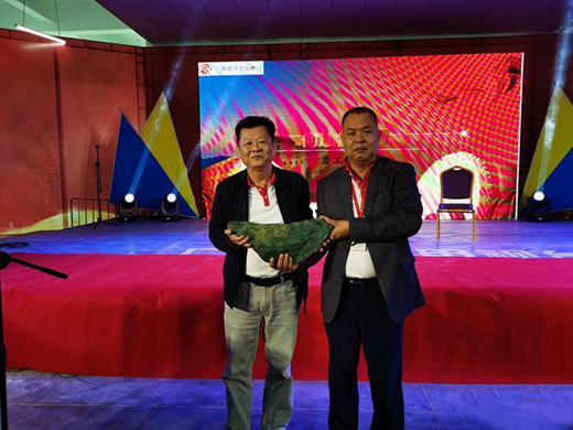 �ν�������Ҫ��ס�ĽǘǵľGˮ��ɽ����Ҫ��ס��ʯ�a(ch��n)�I(y��)