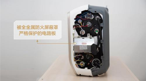 A.O.ʷ��˹����늟�ˮ�� �r�и߶�ԡ�Ҳ���֮�x