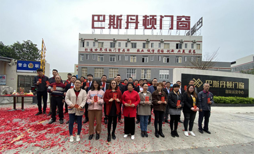 ��˹���D�T��|�_������ʿ��M�M���³�!