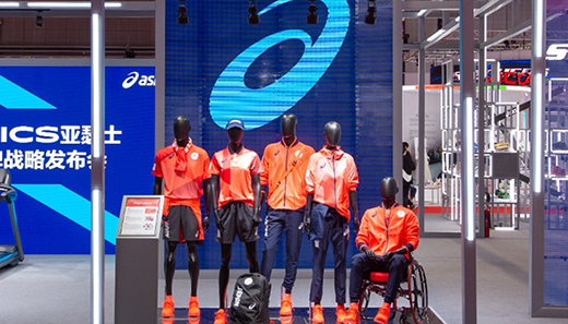 ��̫�ڝ����Ї��Ј�����ɪʿ��Ȼ���ڹ�����Ь