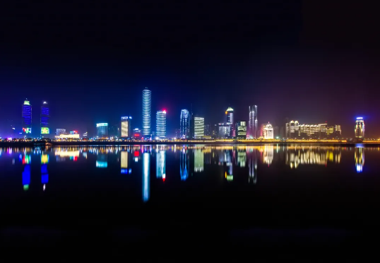 �����ǅR���롰�������Є�(d��ng)��ȫ���������Ͻ�(j��ng)�_���ĳǅ^(q��)�n��ҹ��