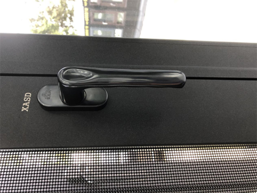 ��������x�ܸ߶˶����T�� �c�ΰ�˹���T���_�ɑ�(zh��n)�Ժ���