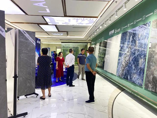 ��Ʒ�|(zh��)X�ÿڱ� ��ֱ���ղ������ҾӴɴuȦ�۵�����