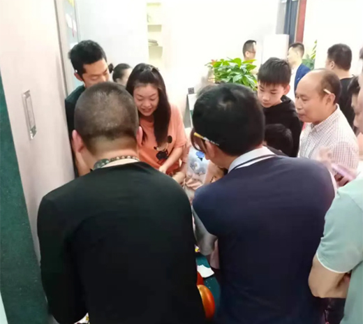 ���ґcף���������ˇ�g(sh��)Ϳ�Ϻ����Sʯ��ұ�е�¡���_�I(y��)!