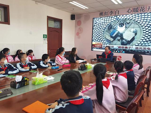 ̫��ܹ��l(f��)늼��g(sh��)�M(j��n)У�@����С�W(xu��)���ƽ̻��ע���»���