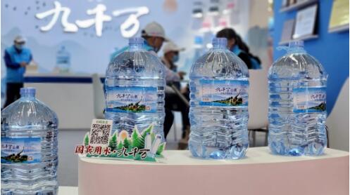 打造品牌差異化，九千萬山泉深入人心