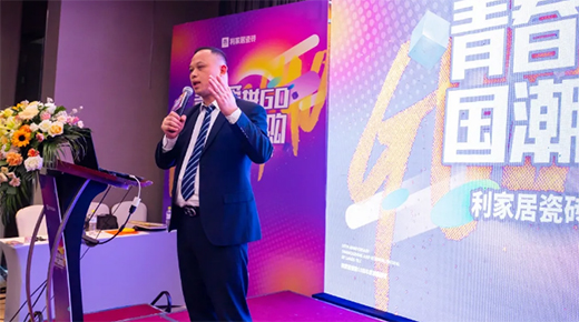 �۽� ��?y��n)��ҾӴɴu18����ж����¹�(ji��)���ӕ��A�M�ɹ�