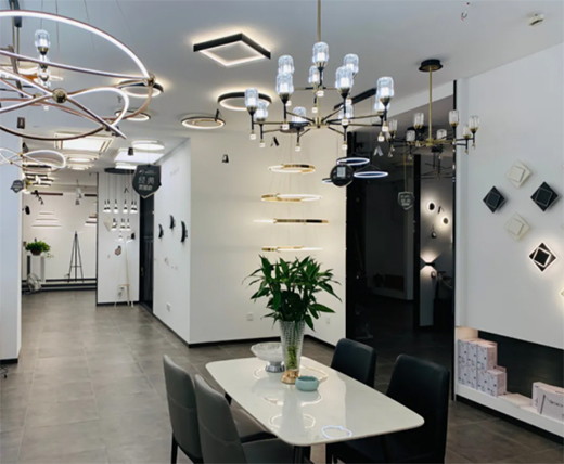 �x���ɂ�������L(f��ng)���L(zh��ng)�����(y��ng)����