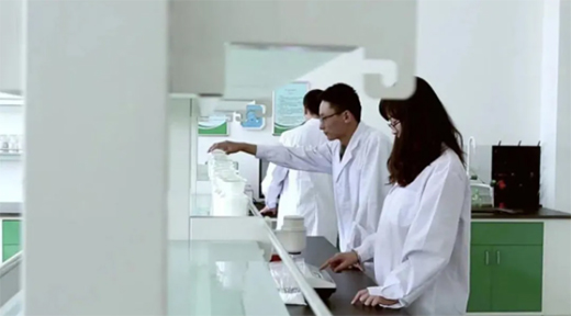 ����ף�R�����ܘI(y��)���ͨ�^��AAA�����y�������wϵ�J�C