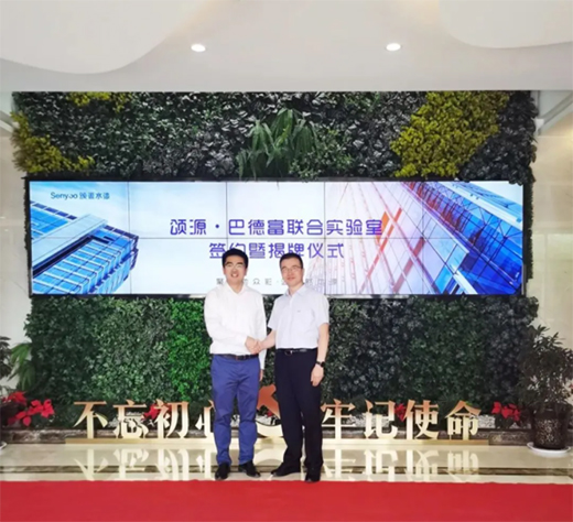 ��(qi��ng)��(qi��ng)(li��n)��ح�Դˮ���c�͵¸����F(tu��n)(li��n)�ό�(sh��)�(y��n)�ҽ��ƃxʽ�A�M�e��!