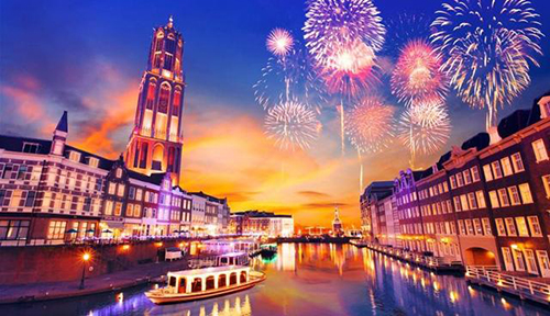 ��˹�Ǳ�����֮����(gu��)�����ռ������ß����c���ӭ������