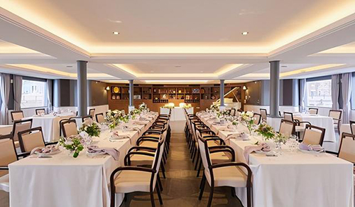 ��˹�Ǳ�����֮����(gu��)�����ռ��䣬�ß����c���ӭ������