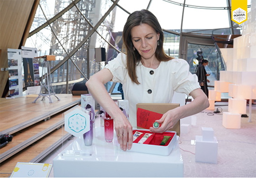 登時尚之巔，三生花盛放巴黎!