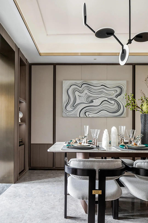 �����¾����������������F(xi��n)����ʽ