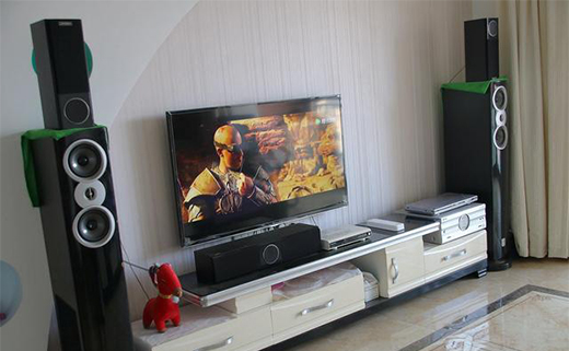 ��ȫ�ֺ�����aigo ��λ���L(zh��ng)������(18W����)�w�(y��n)