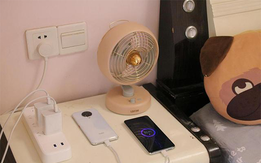 ��ȫ�ֺ�����aigo ��λ���L(zh��ng)������(18W����)�w�(y��n)