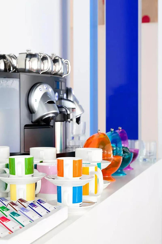 ɫ�ʽ����L(f��ng)�� ����ʰߔ�����Ŀ����