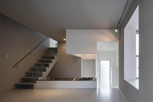 �����ᡤɫ�ʴ�|������ɰ�q�����[һ��(ch��ng)�ǿ�֮��!