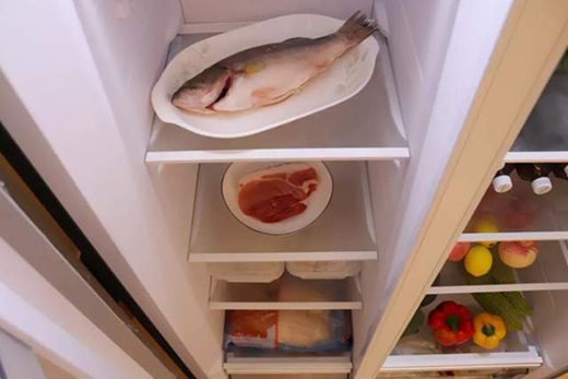 智能生活，一屏掌握，云米超薄對(duì)開門冰箱打造智能廚房