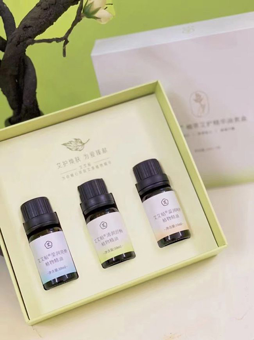 天然植萃、溫和滋養(yǎng)，艾艾貼植萃艾護(hù)精華油套盒重磅上市