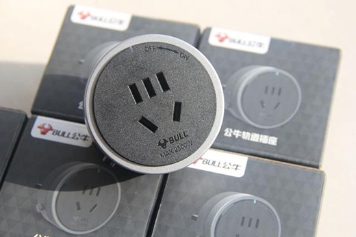 �������Ʒ����(chu��ng)���O(sh��)Ӌ(j��)�Ĺ�ţ�Ƅ�(d��ng)���ڲ���ϵ�y(t��ng)