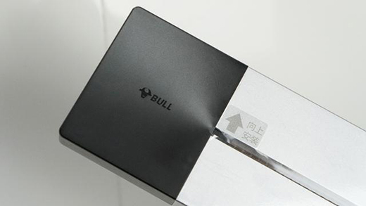 �������Ʒ����(chu��ng)���O(sh��)Ӌ(j��)�Ĺ�ţ�Ƅ�(d��ng)���ڲ���ϵ�y(t��ng)