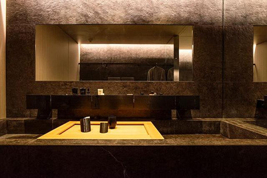 180�O��ƽ���x�O���L(f��ng)��ȫ�ݟo�����O(sh��)Ӌ