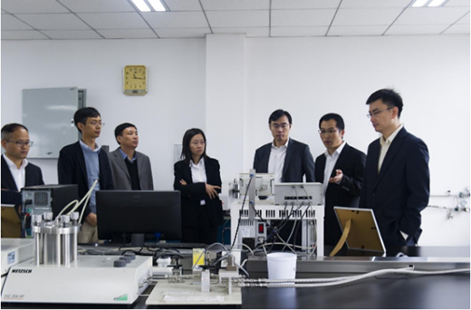 �������B(t��i)����Ȧ�����L(zh��ng)�ǝ�(r��n)�����c˹�P�ں�ӆ��(zh��n)�Ժ����f(xi��)�h