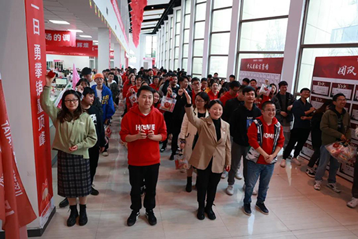 TATAľ�T�pʮһȫ�W(w��ng)�۷e�ɽ��~12.5�|�����T���Ƹ߳�!