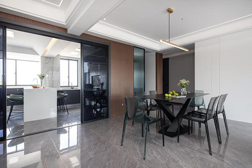 140ƽ�F(xi��n)���L(f��ng)�b�����r�М�ܰ�Ŀ͏d���o������픺�����(y��u)��