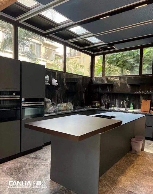 品冰雪盛會(huì)，傳奧運(yùn)精神