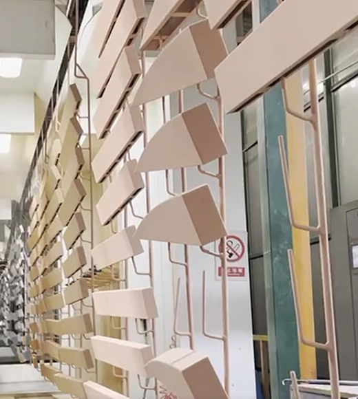 ľ�y�X�ΰ����칤ˇ��������_ľ�y�X�ΰ�Ĥ���|(zh��)������