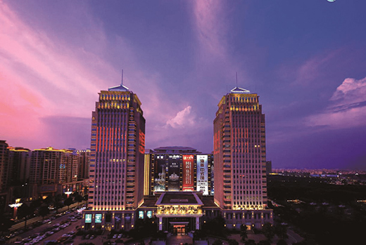 燈都四十年：轉(zhuǎn)型升級重塑產(chǎn)業(yè)競爭力