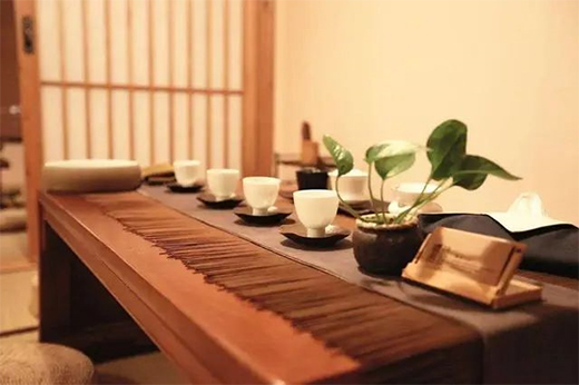 ��Ҿ�������g��������