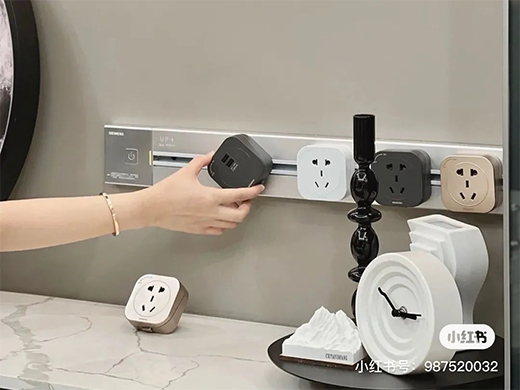 ���T��܉��������������N������