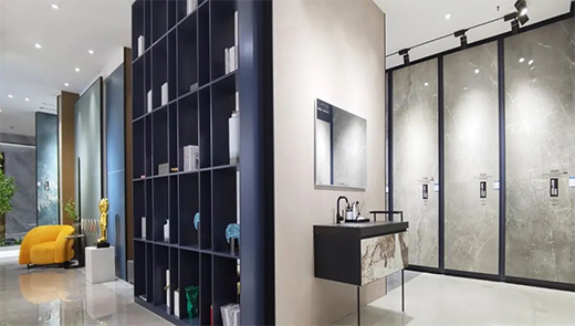 ���`�|(zh��)�Ўr�塤ͩ�l(xi��ng)�꣺�M�M�ҾӸ������������롰�ҡ���ģ��