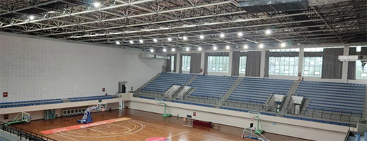 重慶師范大學(xué)籃球場舊貌換新顏，七大洲提供節(jié)能減排新方案