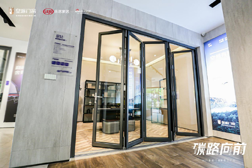 �����������솖(w��n)����(ji��)��ِ�� �����T(m��n)����Gɫ�l(f��)չ�r(sh��)���~�M(j��n)