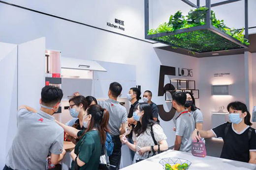 ֱ���𱬬F(xi��n)��(ch��ng)|������(l��)����Ӳ�˹�չ