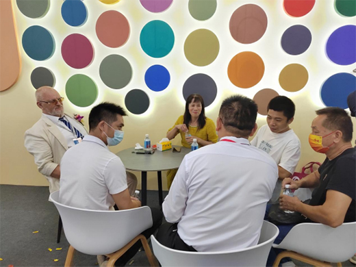 ������ٍ���X ���ف�ˇ�gͿ�ϔy��Ʒ�l(f��)���ИI(y��)���