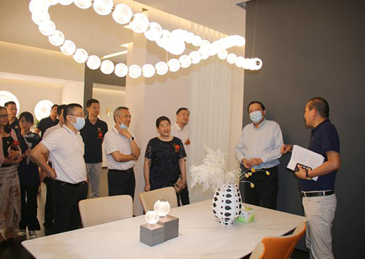 ��↢��|2022������ALED�o(h��)�ی�(zhu��n)�����g(sh��)�l(f��)����(hu��)�A�M��Ļ