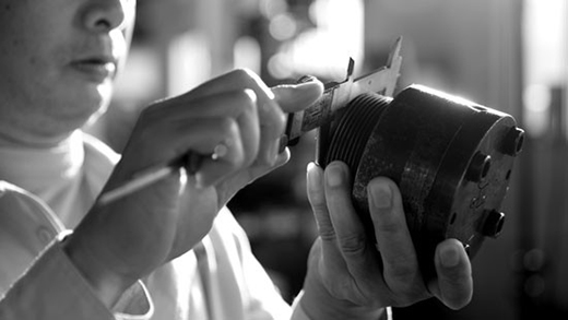 �����Ʒ���Ե¶�������С�|�ĳ����c�����Ľ��ľ���