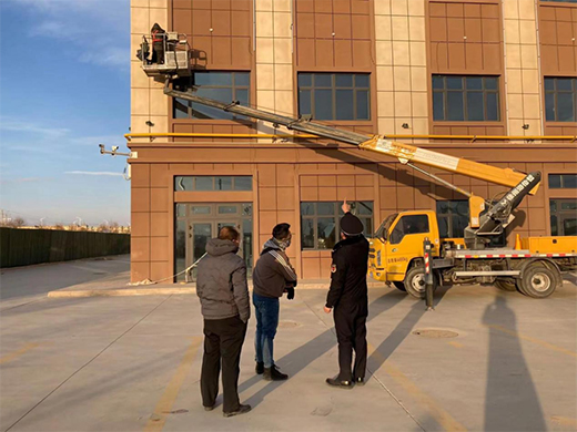 城市亮化是好事 防護(hù)安全莫大意