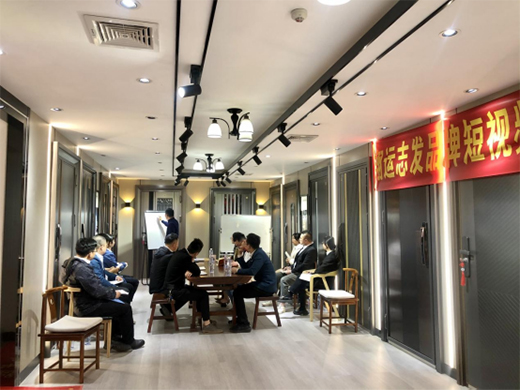 翔運(yùn)志發(fā)門業(yè)年度關(guān)鍵熱詞丨回顧我們一起走過的2022年