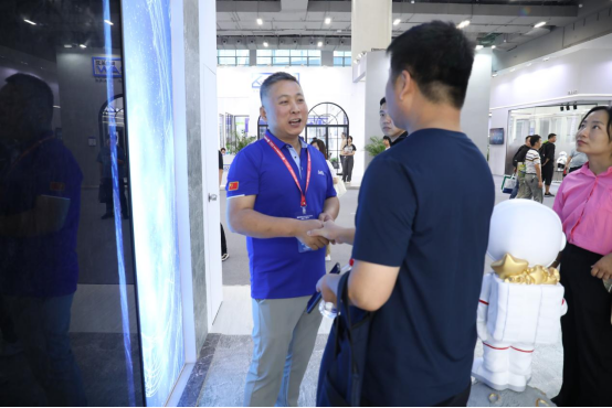 精彩呈現(xiàn):益雅五金亮相2023廣州建博會